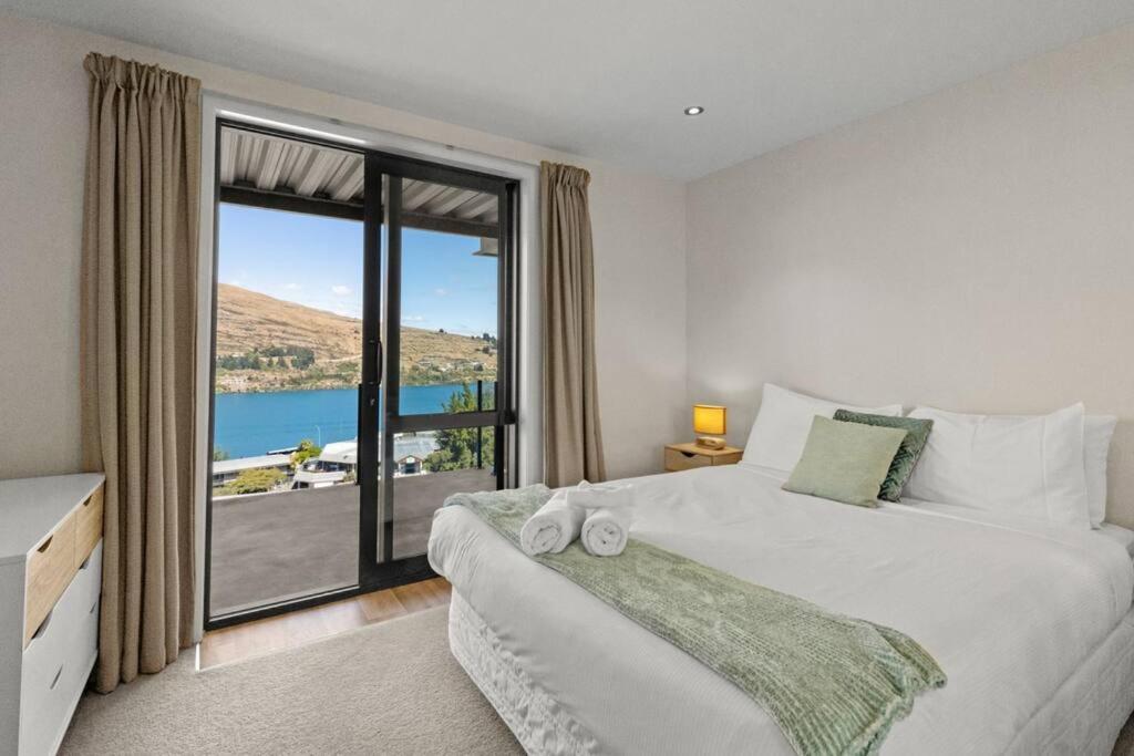 4 Bedroom Stunning Modern Family Home Queenstown Dış mekan fotoğraf